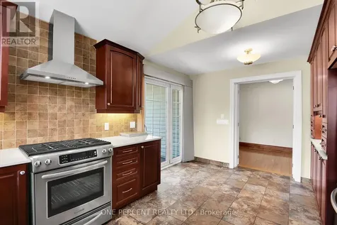 705 Parkdale Avenue Ottawa ON K1Y 1J4