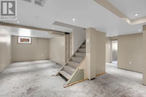 705 Parkdale Avenue Ottawa ON K1Y 1J4