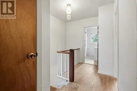 1020 Riddell Avenue South Ottawa ON K2C 2J5