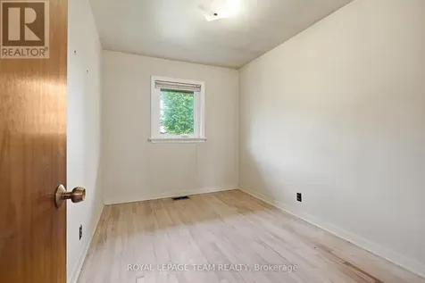 1020 Riddell Avenue South Ottawa ON K2C 2J5