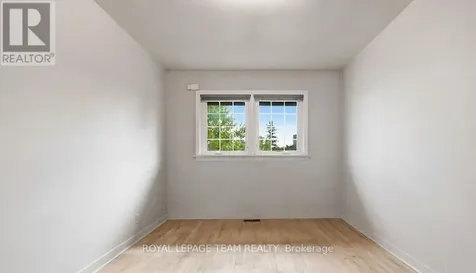 1020 Riddell Avenue South Ottawa ON K2C 2J5
