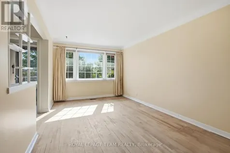 1020 Riddell Avenue South Ottawa ON K2C 2J5
