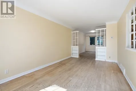 1020 Riddell Avenue South Ottawa ON K2C 2J5