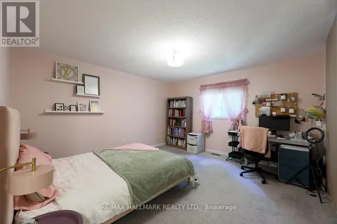 255 Diana Drive Orillia ON L3V 0E2