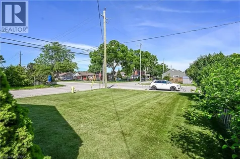 52 Division Street Brantford ON N3S 2P2