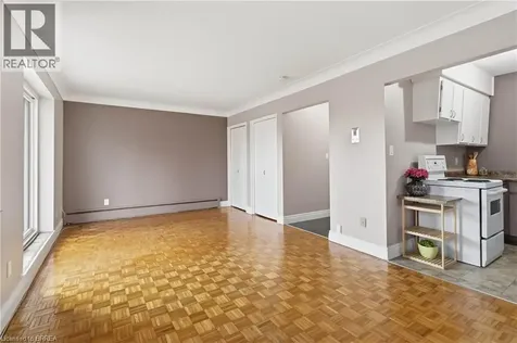 87 St George Street Brantford ON N3R 1V5