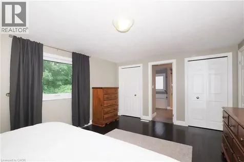 7 Ivy Lane Court Kitchener ON N2N 3P8