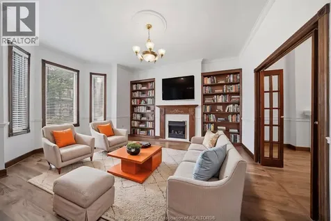 265 Macnab Street North Hamilton ON L8L 1K2