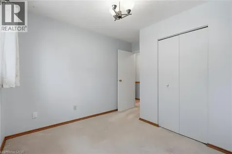 2410 Cavendish Drive Burlington ON L7P 3B9