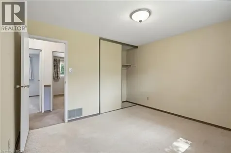2410 Cavendish Drive Burlington ON L7P 3B9