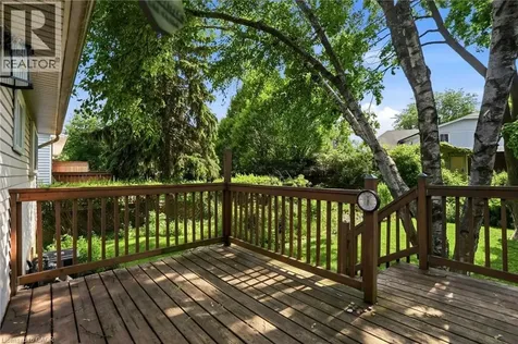 2410 Cavendish Drive Burlington ON L7P 3B9