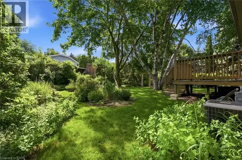 2410 Cavendish Drive Burlington ON L7P 3B9