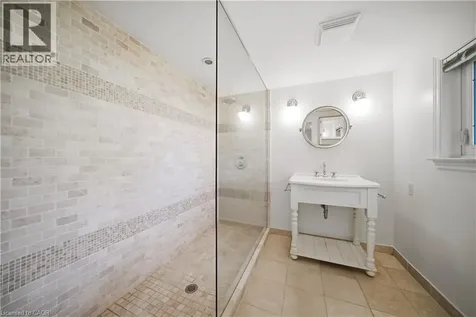 481 Anthony Drive Oakville ON L6J 2K6
