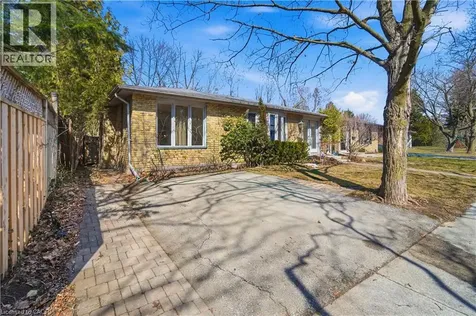 481 Anthony Drive Oakville ON L6J 2K6