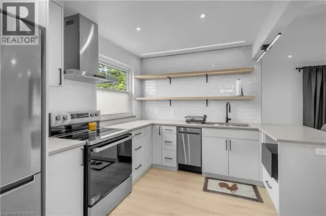 253 Fernwood Crescent Hamilton ON L8T 3L7
