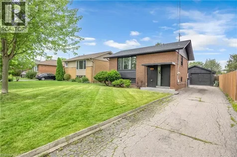 253 Fernwood Crescent Hamilton ON L8T 3L7