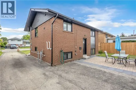 253 Fernwood Crescent Hamilton ON L8T 3L7