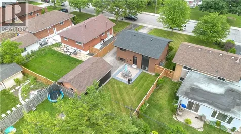 253 Fernwood Crescent Hamilton ON L8T 3L7