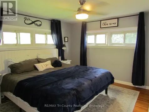 30 Fairfield Crescent Tillsonburg ON N4G 2B4