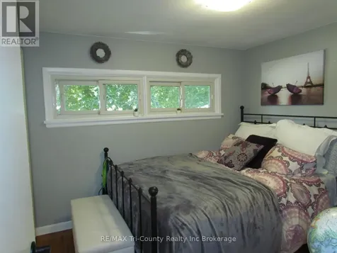 30 Fairfield Crescent Tillsonburg ON N4G 2B4
