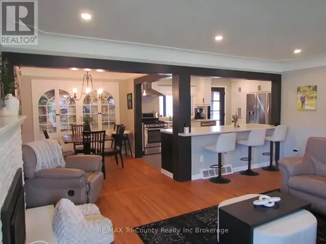 30 Fairfield Crescent Tillsonburg ON N4G 2B4