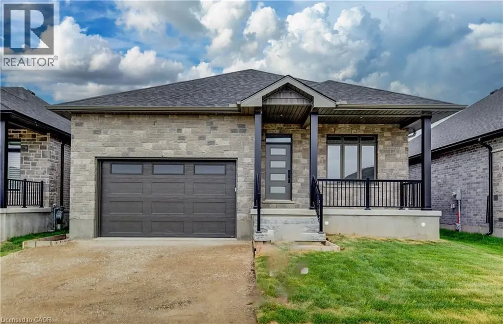 68 Weymouth Street Elmira ON N3B 0E6