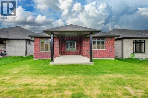 68 Weymouth Street Elmira ON N3B 0E6