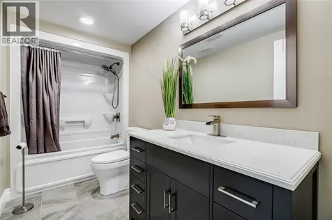 64 Valencia Drive Chatham ON N7L 0G3