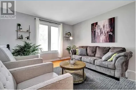 29 Uxbridge Crescent Ottawa ON K2L 1P6