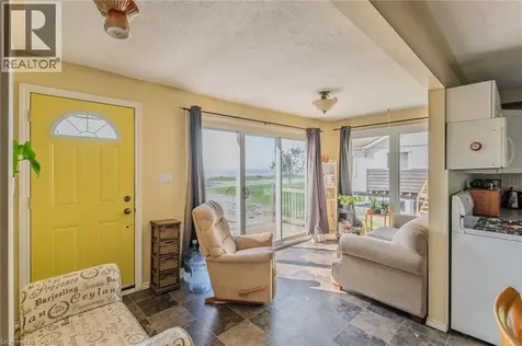 325 Blue Water Parkway Selkirk ON N0A 1P0