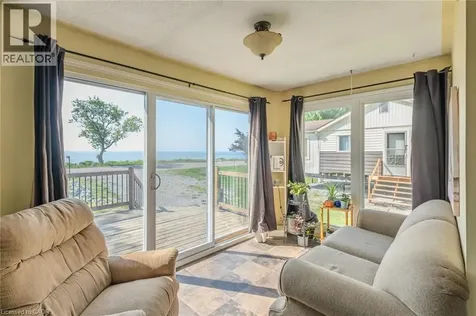 325 Blue Water Parkway Selkirk ON N0A 1P0