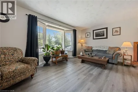 25 Lakeview Avenue Port Dover ON N0A 1N8