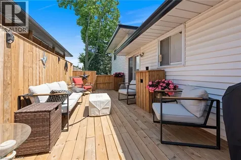 25 Lakeview Avenue Port Dover ON N0A 1N8
