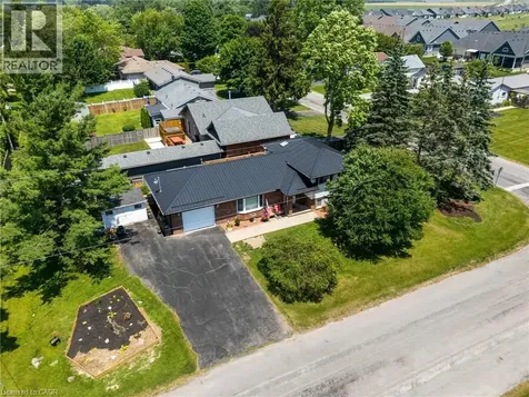 25 Lakeview Avenue Port Dover ON N0A 1N8