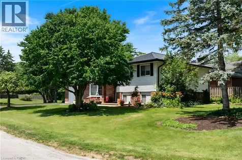 25 Lakeview Avenue Port Dover ON N0A 1N8