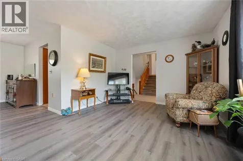 25 Lakeview Avenue Port Dover ON N0A 1N8