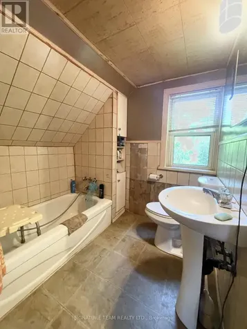 207 Jane Street Bonnechere Valley ON K0J 1T0