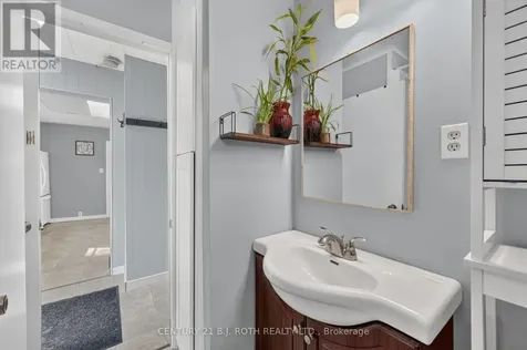 232 Mary Street Orillia ON L3V 7Y7