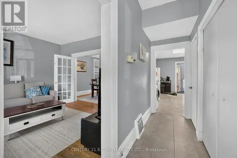 232 Mary Street Orillia ON L3V 7Y7