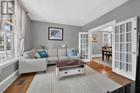 232 Mary Street Orillia ON L3V 7Y7