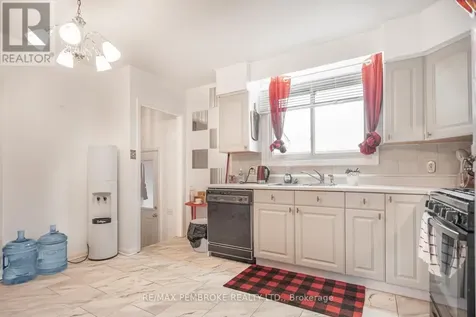 136 Ellis Avenue Pembroke ON K8A 2H9
