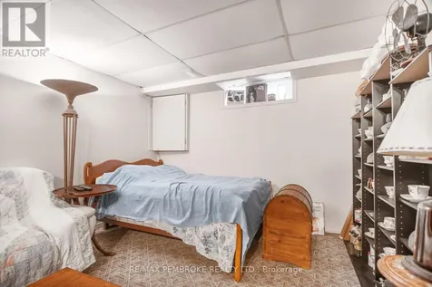 136 Ellis Avenue Pembroke ON K8A 2H9