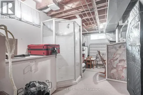 136 Ellis Avenue Pembroke ON K8A 2H9