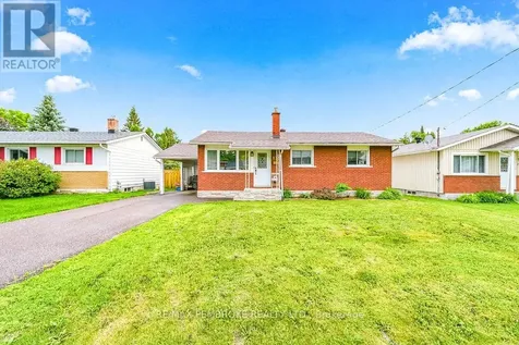 136 Ellis Avenue Pembroke ON K8A 2H9