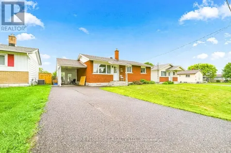 136 Ellis Avenue Pembroke ON K8A 2H9