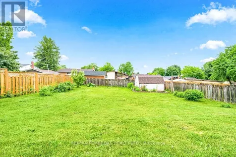 136 Ellis Avenue Pembroke ON K8A 2H9