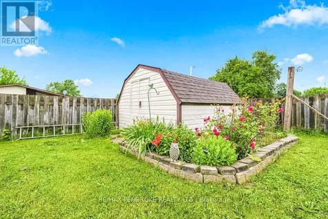 136 Ellis Avenue Pembroke ON K8A 2H9