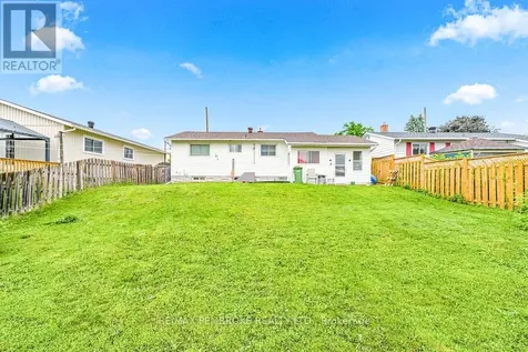 136 Ellis Avenue Pembroke ON K8A 2H9