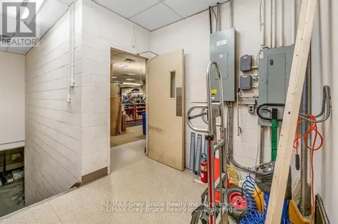 958 2nd Avenue East Owen Sound ON N4K 2H6