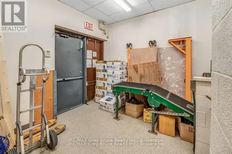 958 2nd Avenue East Owen Sound ON N4K 2H6